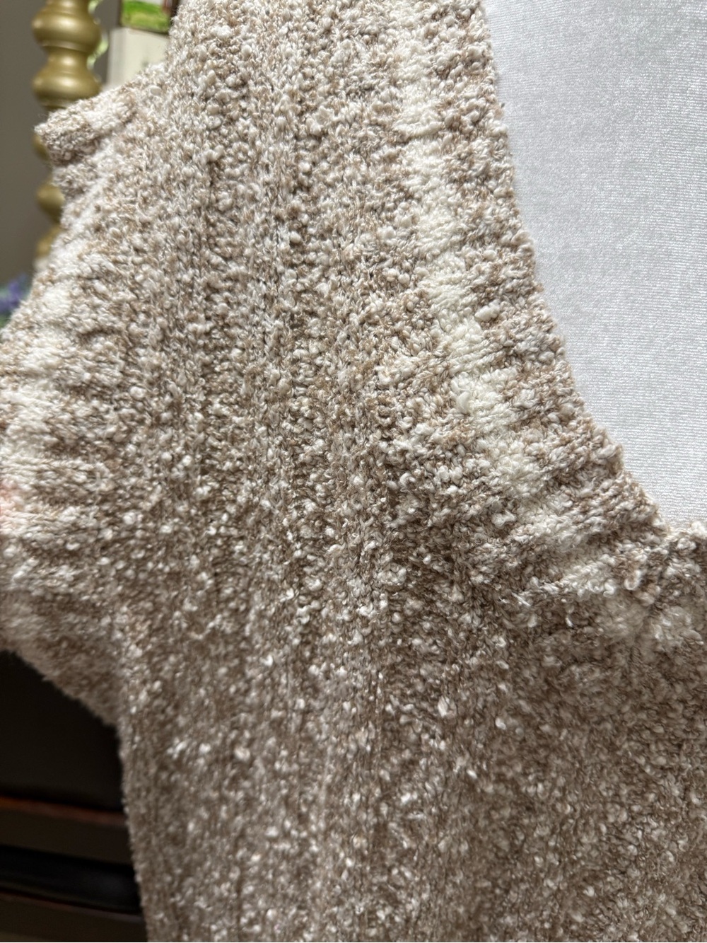 Promesa Neutral Marled Knit Vest in Beige and Cream Size : Large - Picture 4 of 7